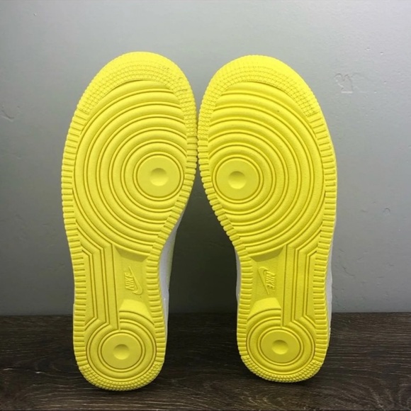 NEW Air Force 1 LV8 - Picture 6 of 6